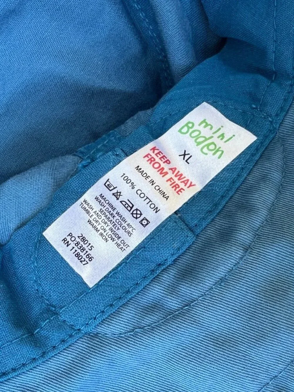 MINI BODEN Danger Shark Bucket Hat Boys XL Blue Cap